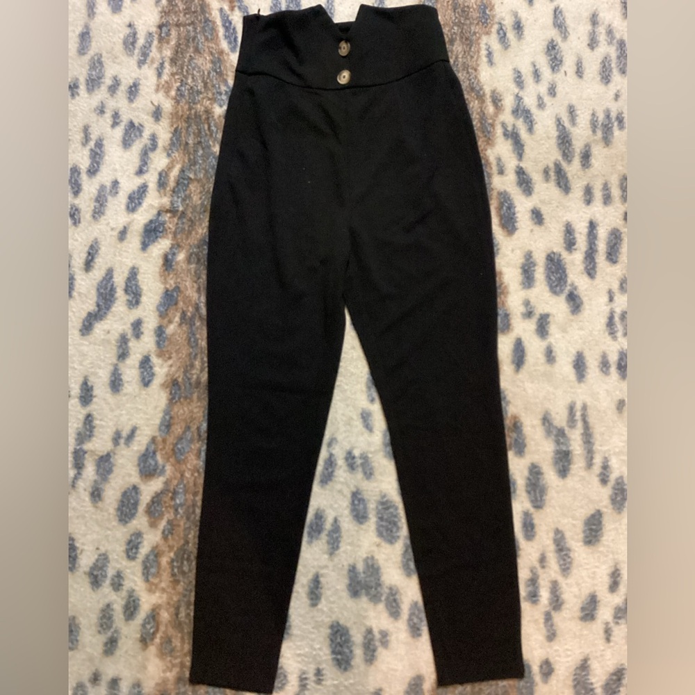 SHEIN WOMENS BLACK PANTS. LIKE NEW.